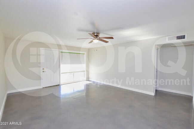 Building Photo - 45 E Lexington Ave