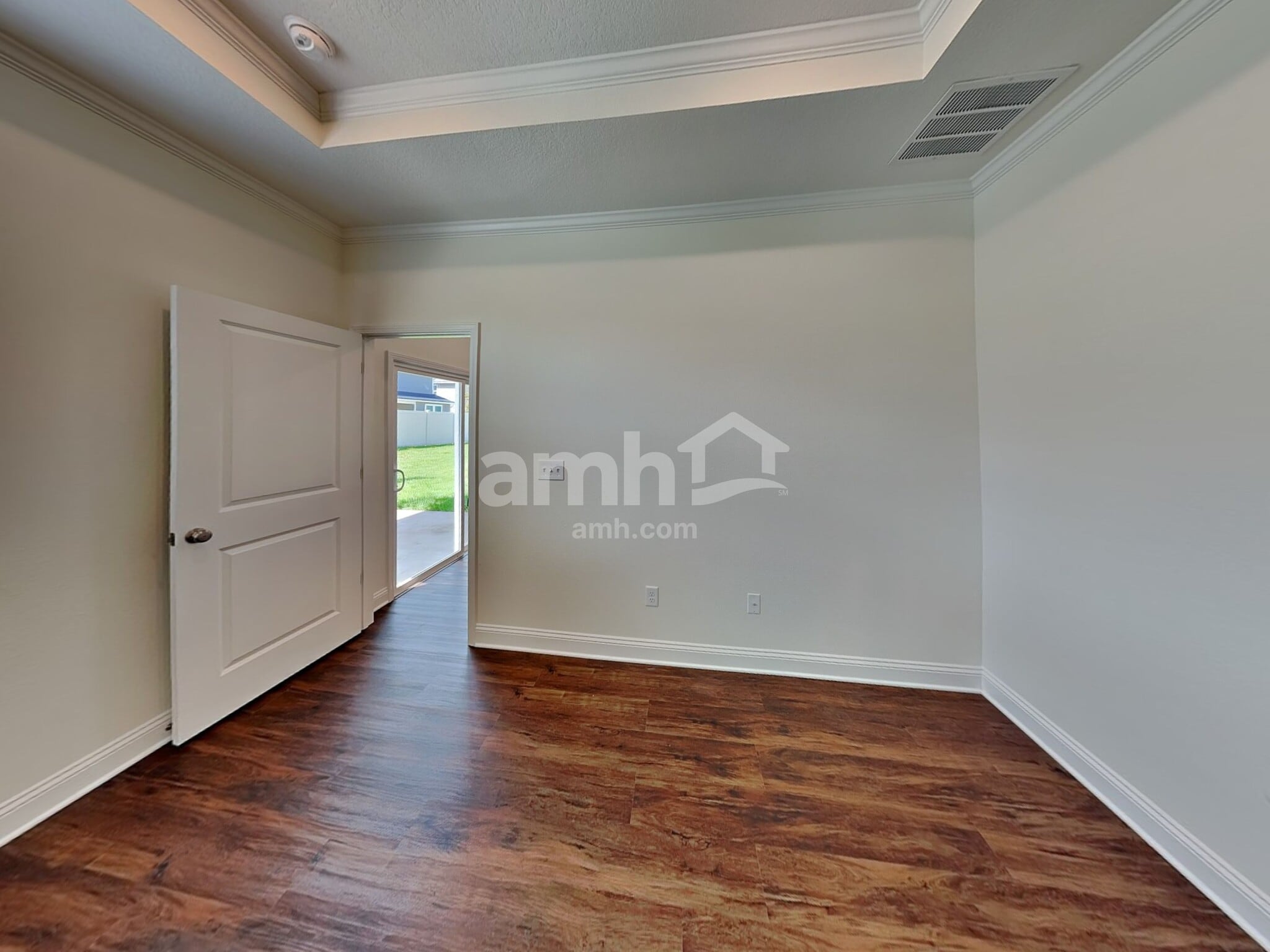 Building Photo - 33 Elcano Ln
