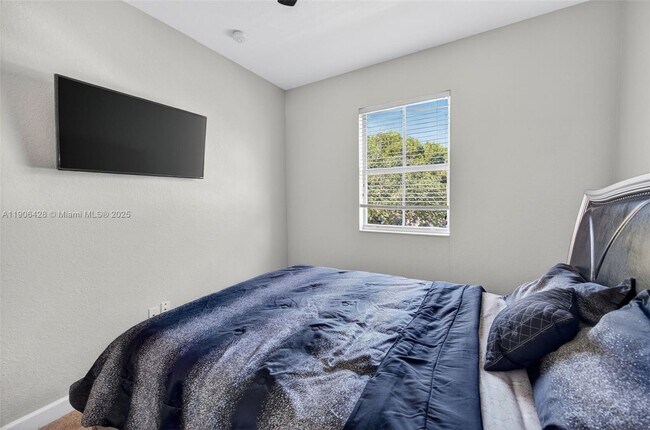 Building Photo - 379 NE 25th Terrace