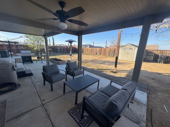 Building Photo - Beautiful Corner Lot