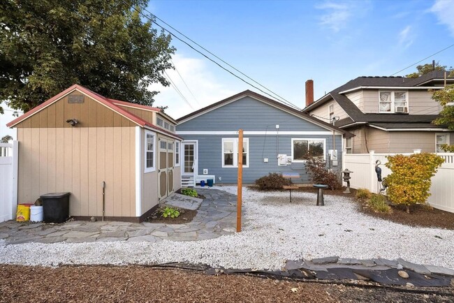Building Photo - Now Available for Rent – Beautifully Upgra...
