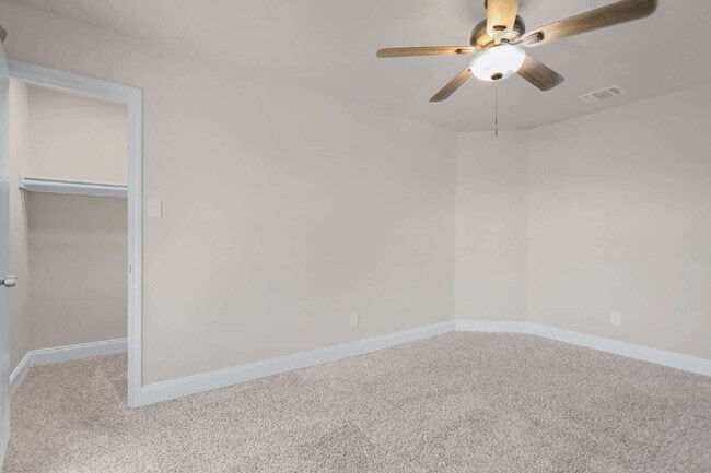 Building Photo - Application fee waived for approved applications. Contact us for details. Spacious 4-bedroom, 2.5...