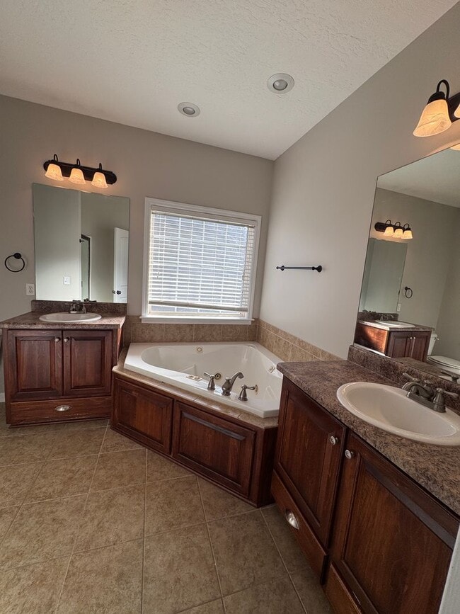 Building Photo - Valley Chase Subdivision!