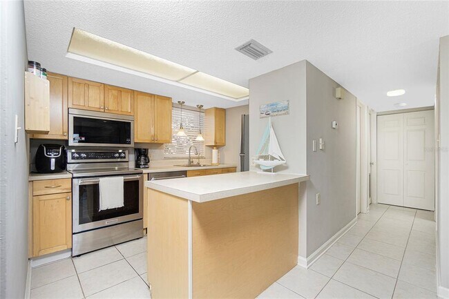 Building Photo - 1358 Rock Dove Ct
