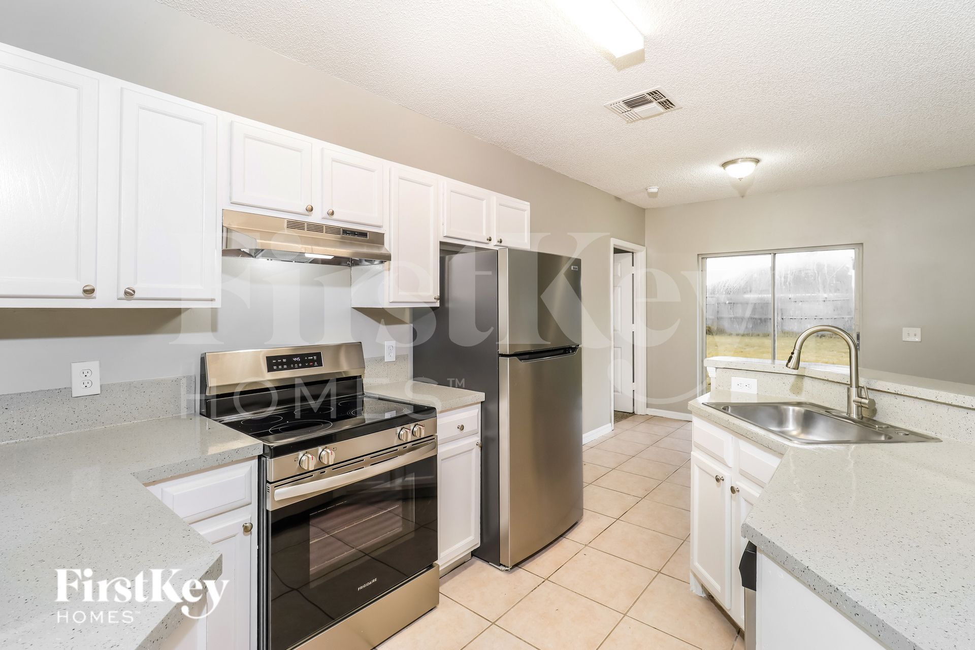 Building Photo - 1164 Schumann Dr