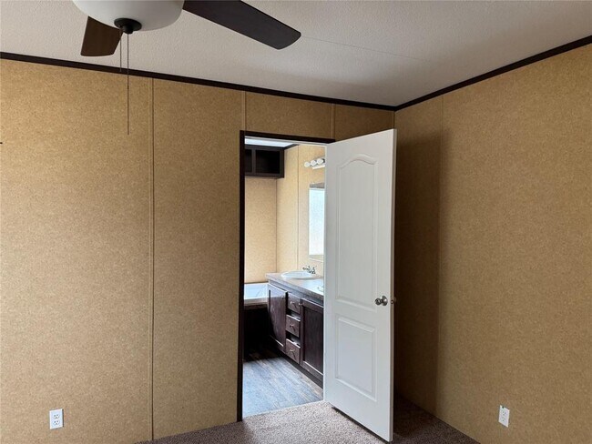 Building Photo - 172 Old Potato Rd