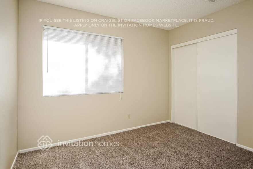 Building Photo - 9645 Swan Bay Dr