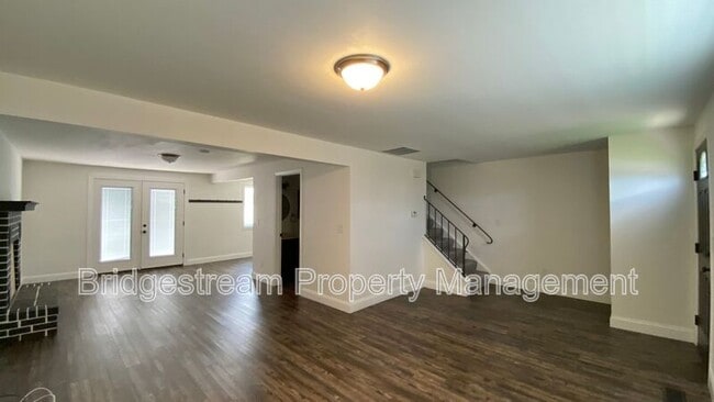 Building Photo - 7701 Timbercrest Dr