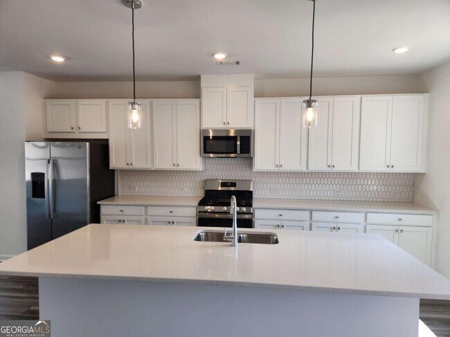 Building Photo - 408 Nix Ln