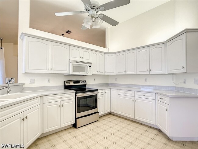 Building Photo - 2129 Viscaya Pkwy