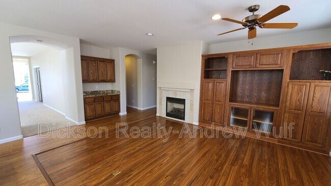 Building Photo - 7867 Morgan Pointe Cir