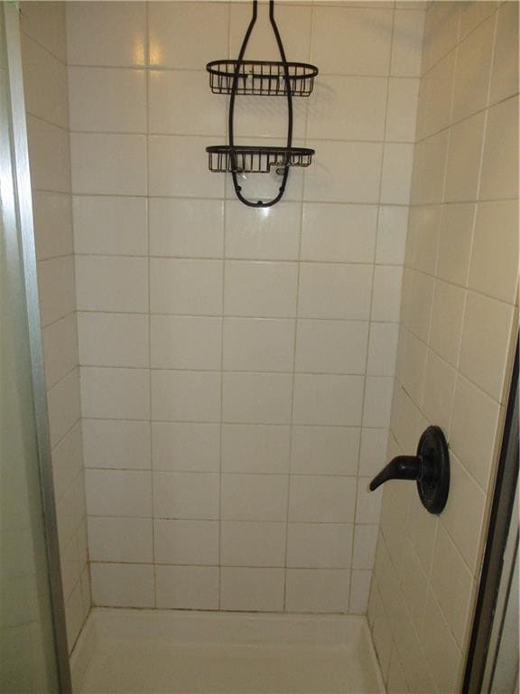 Building Photo - 112 Highland Ave