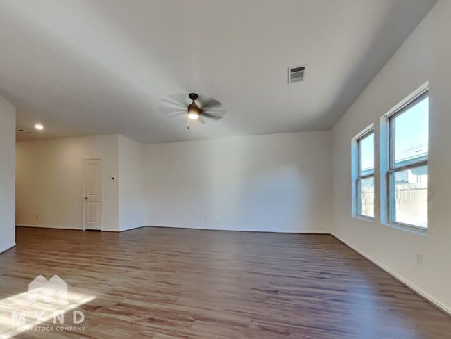 Building Photo - 128 Vulcan Dr