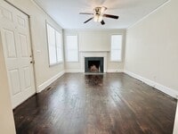 Building Photo - 409 9th St