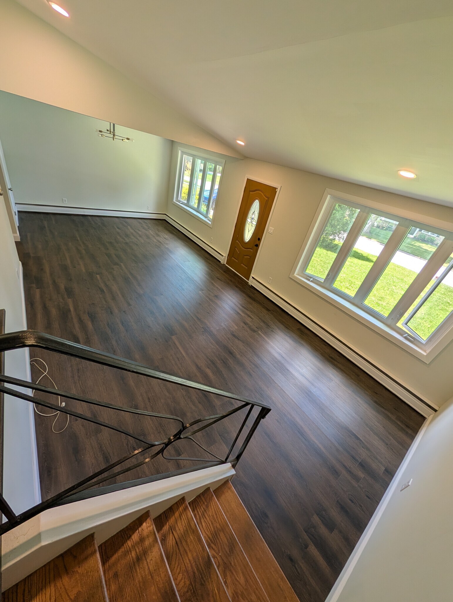 Building Photo - 15 N Forge Manor Dr