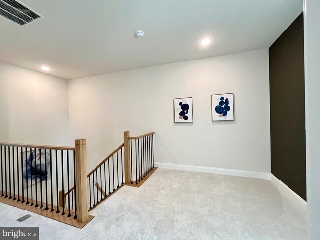 Building Photo - 805 Shay Ct
