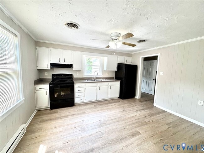 Building Photo - 1705 Eden Ave