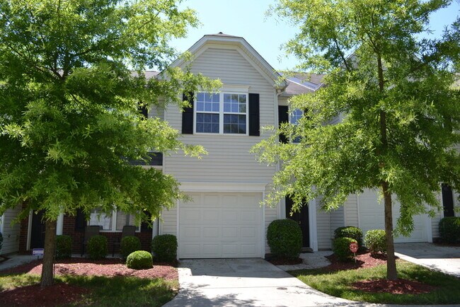 Primary Photo - Great Townhome in Abbotts Glen!