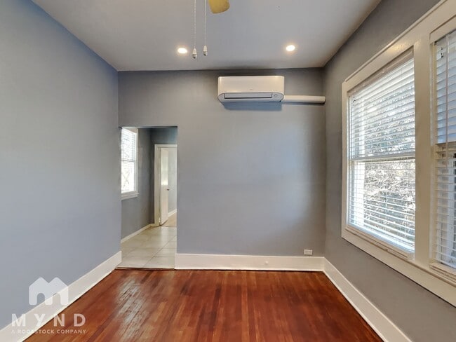 Building Photo - 4624 Junius St