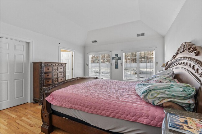 Building Photo - 17 Waring Dr