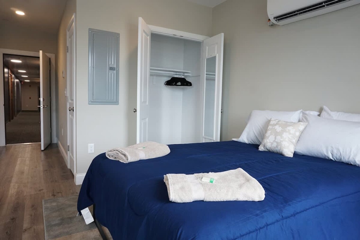 Building Photo - 140 Pearl St