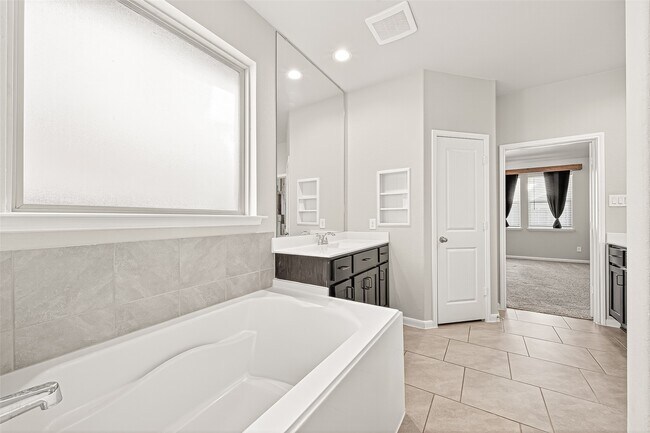 Building Photo - 4051 Prairie Landing Ln