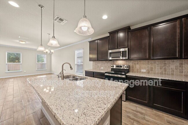 Building Photo - 13207 Frio Parke