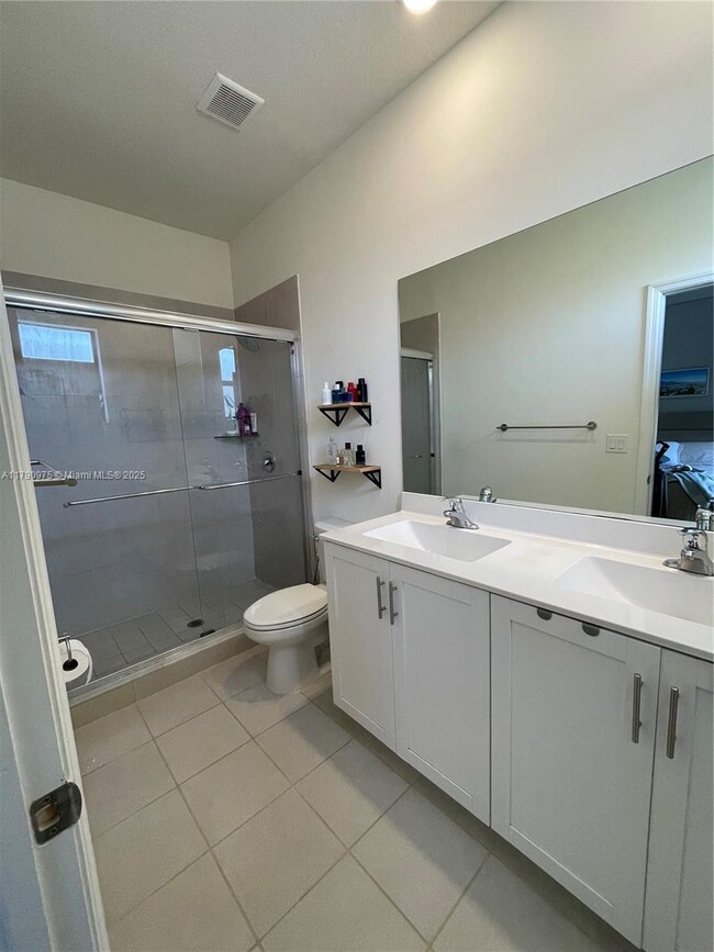 Building Photo - 10586 West 33rd Ct