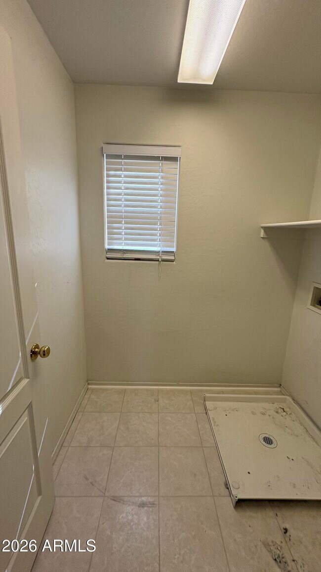 Building Photo - 17722 N 183rd Ave