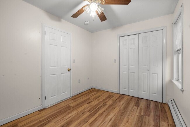 Building Photo - 25 Salem St