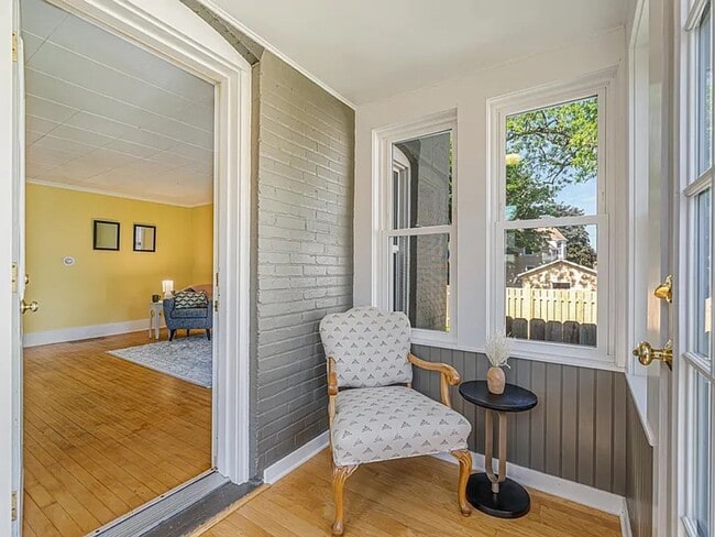 Building Photo - 2 Bed, 1 Bath Single Family Home