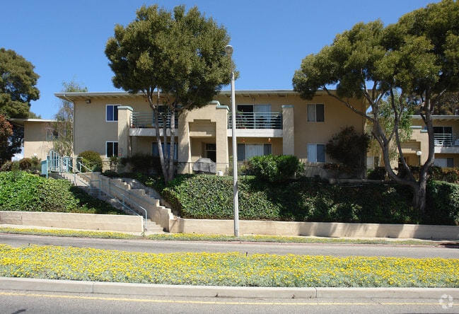 Building Photo - La Loma Apartments