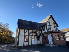 Building Photo - 1826 Route 209