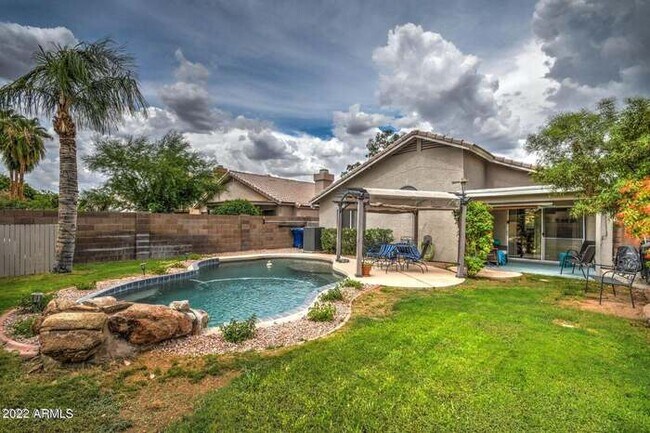Building Photo - GREAT Chandler Home