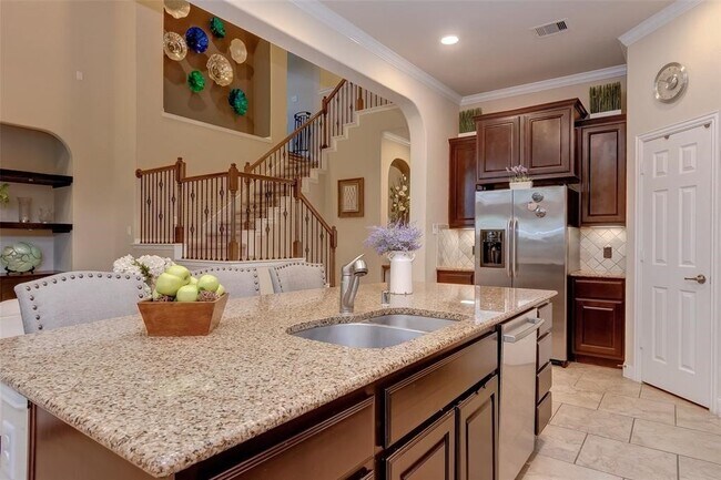 Building Photo - 3 Galleta Ct