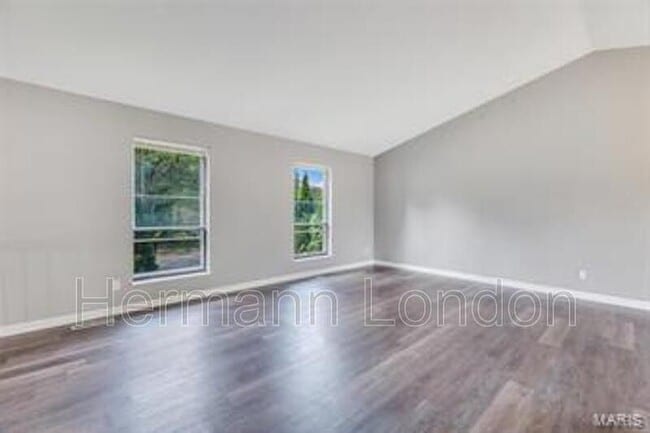 Building Photo - 5227 Suntrail Dr