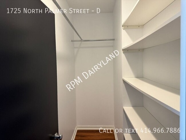 Building Photo - 1725 N Palmer St