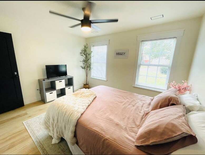 Building Photo - 549 Osprey Cir