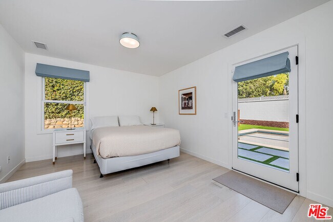 Building Photo - 134 La Plata