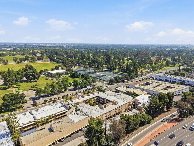 Building Photo - 17000 Burbank Blvd