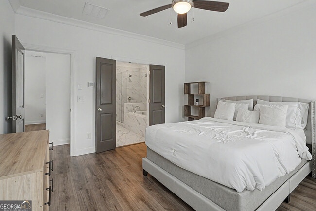 Building Photo - 847 Angora Aly