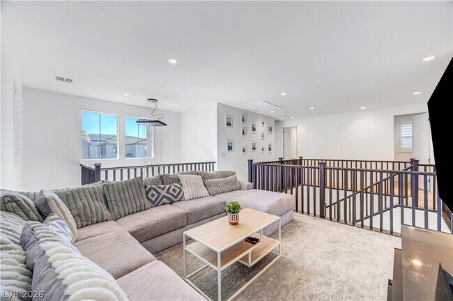 Building Photo - 10362 Vista Argento Ave