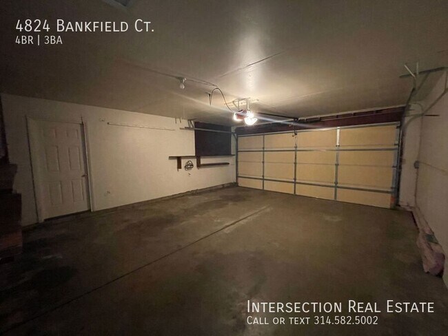 Building Photo - 4824 Bankfield Ct