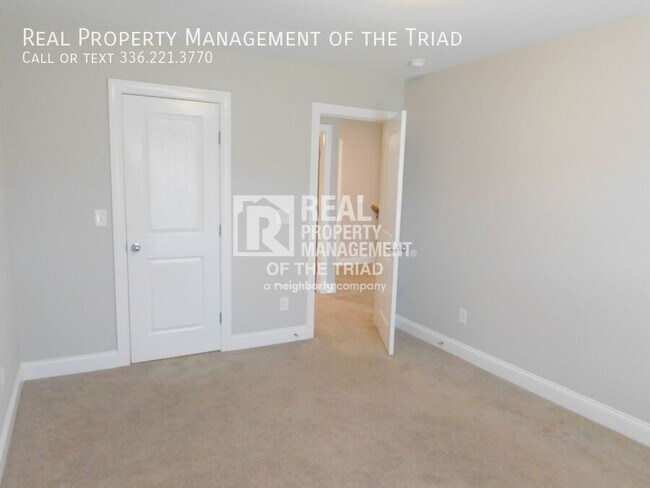 Building Photo - 6826 Magnolia Pk Ct