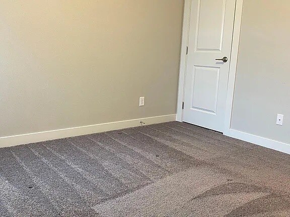 Building Photo - 5440 154th Ct