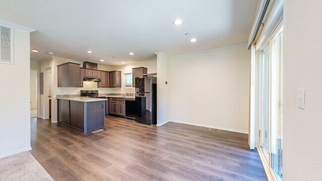 Building Photo - 5326 Briggs Ranch Rd