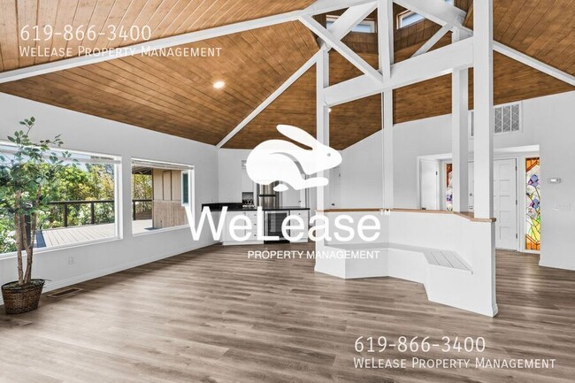 Building Photo - 2916 Anaheim St