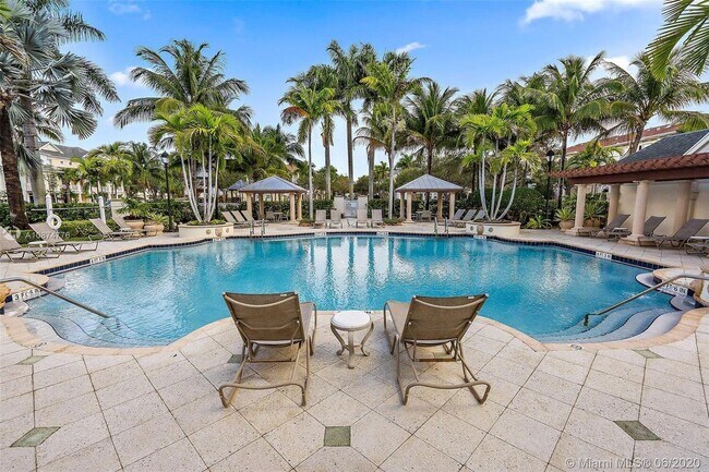 Building Photo - 276 Murcia Dr