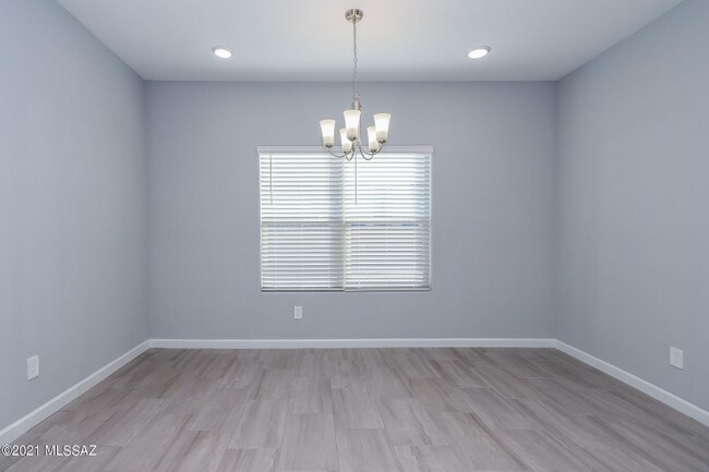 Building Photo - 12312 N Miller Canyon Ct