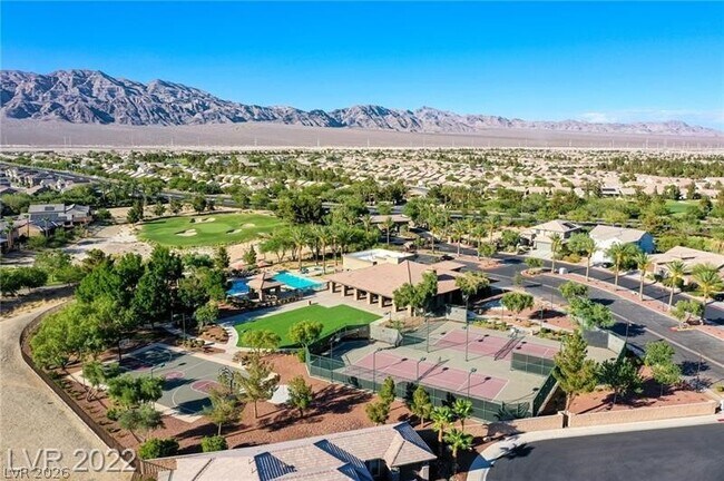 Building Photo - 3418 Singer Ln